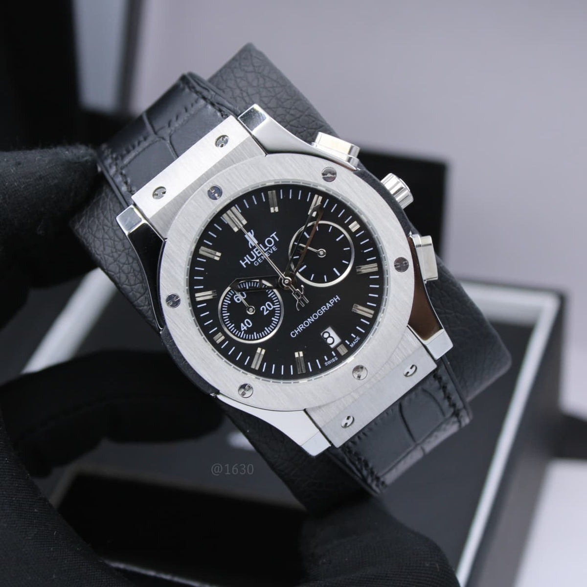 Luxury Chronograph Leather Strap Watch