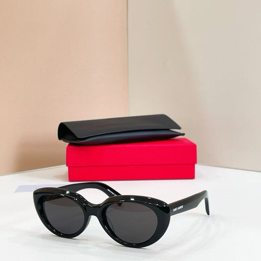Cat Eye Fashion Sunglasses – Oversized Oval Frame