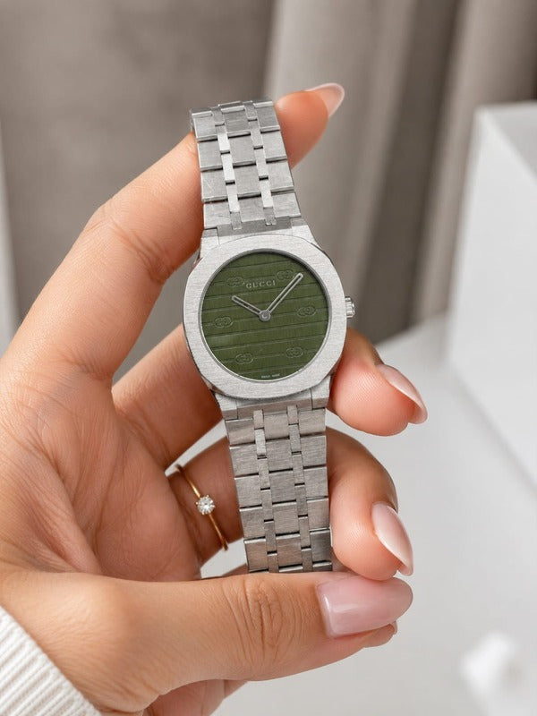 Women’s Minimalist Analog Wrist Watch with Stainless Steel Strap