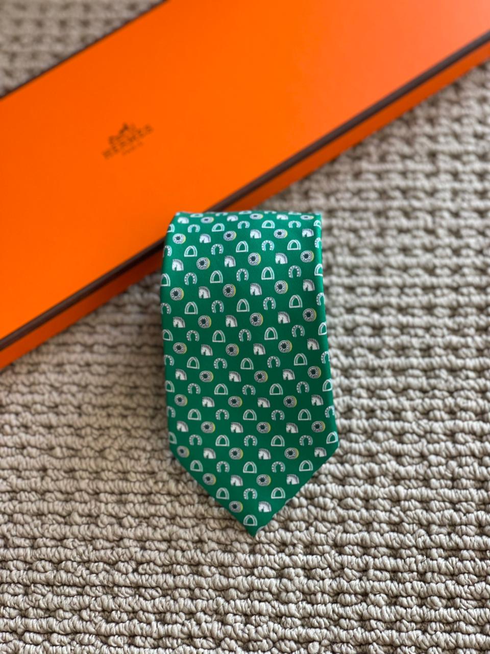 Men’s Luxury Patterned Necktie