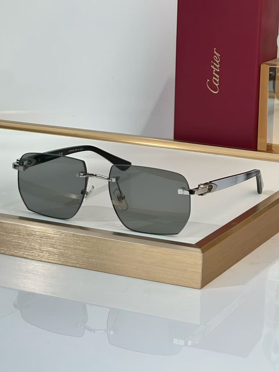 Luxury Rectangular Rimless Sunglasses