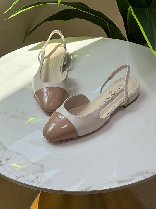 Elegant Two-Tone Slingback Flats
