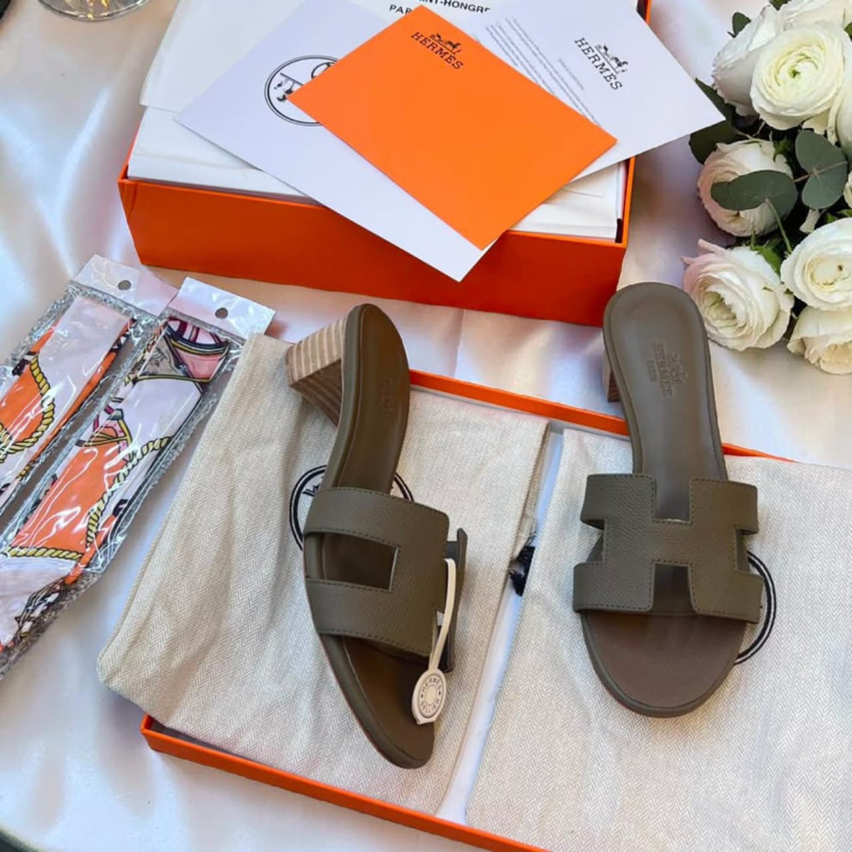 Women’s H-Style Slide Sandals